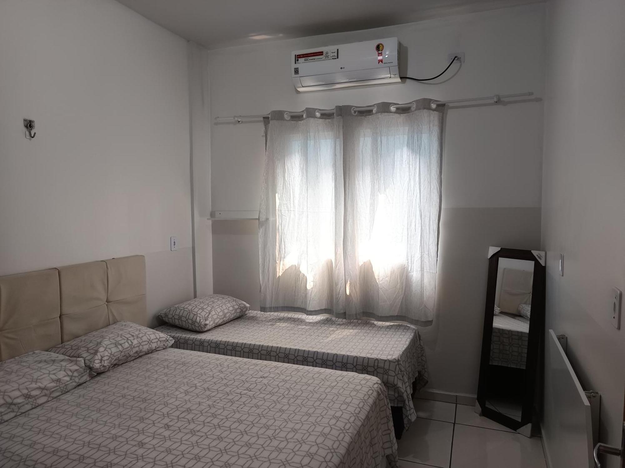 Casa Proximo Argentina, Aeroporto , Cataratas, Shopping Catuai Lejlighed Foz do Iguaçu Eksteriør billede